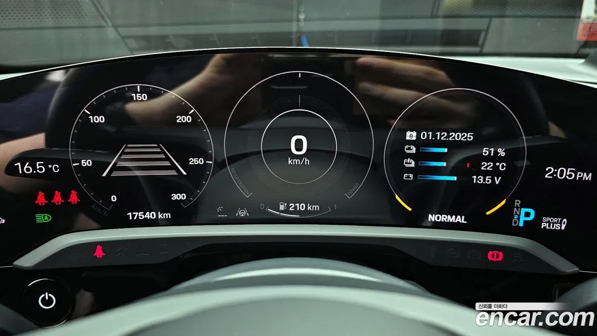 Porsche Taycan 2024 из KR, фото 8