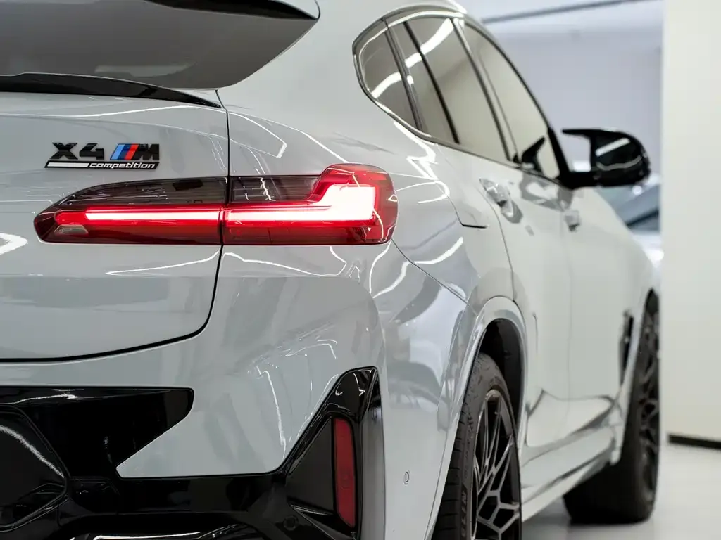 BMW X4 M — фото 10