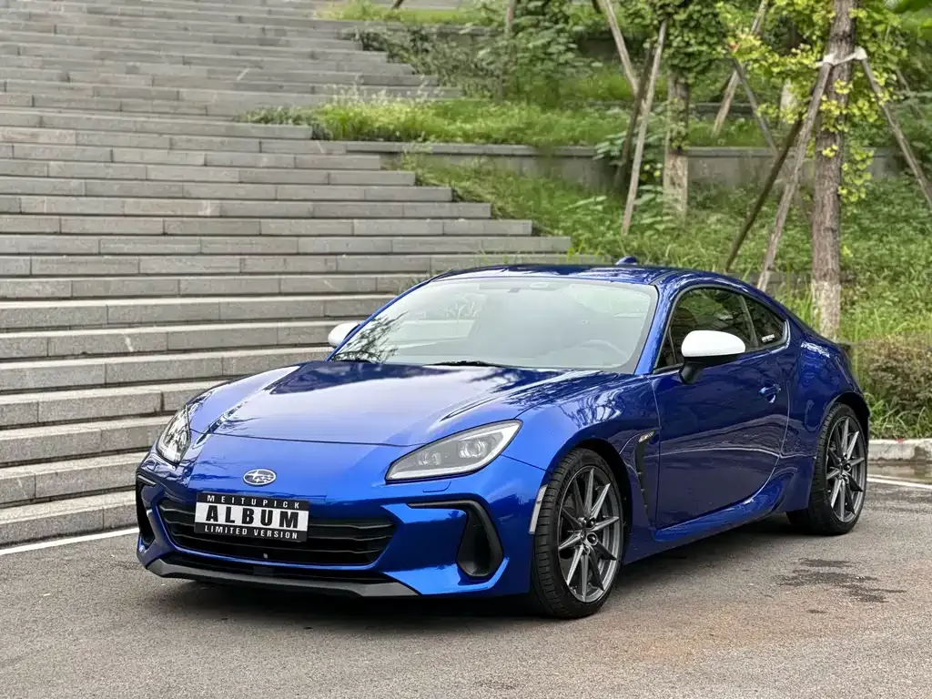 Subaru BRZ — фото 1