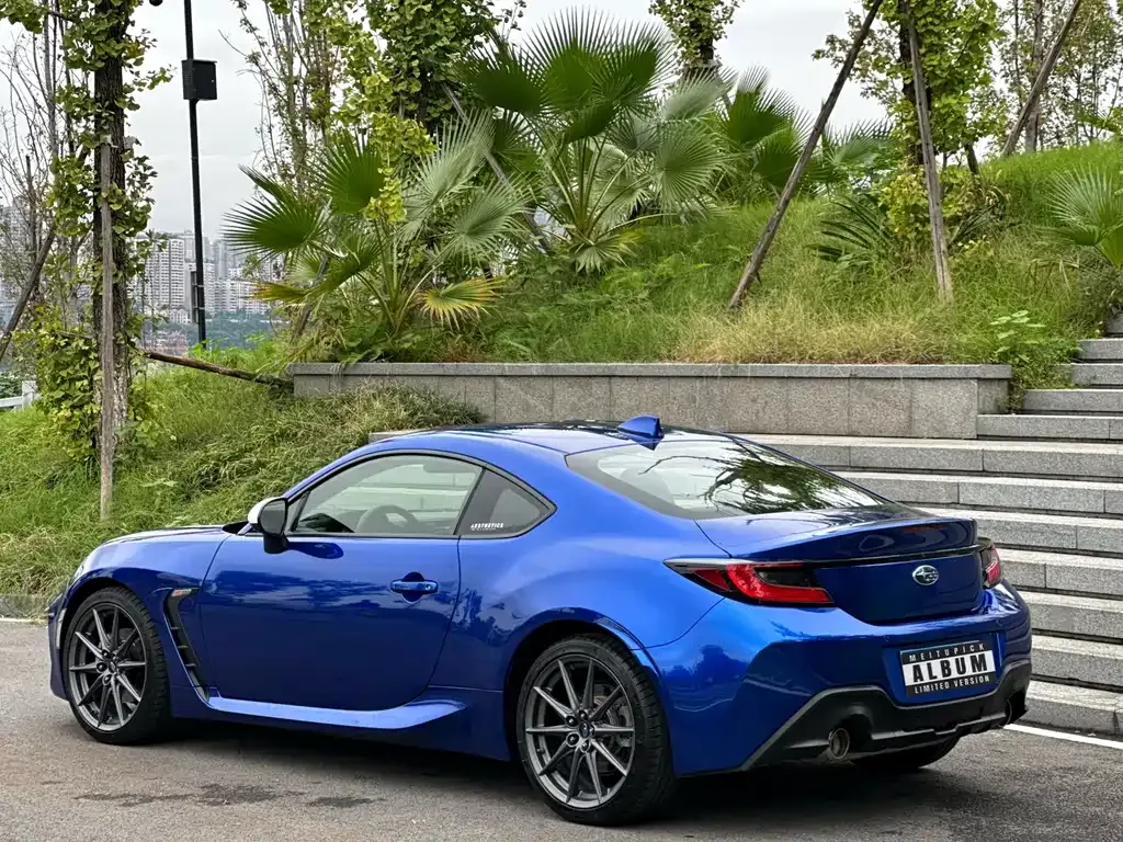 Subaru BRZ — фото 4