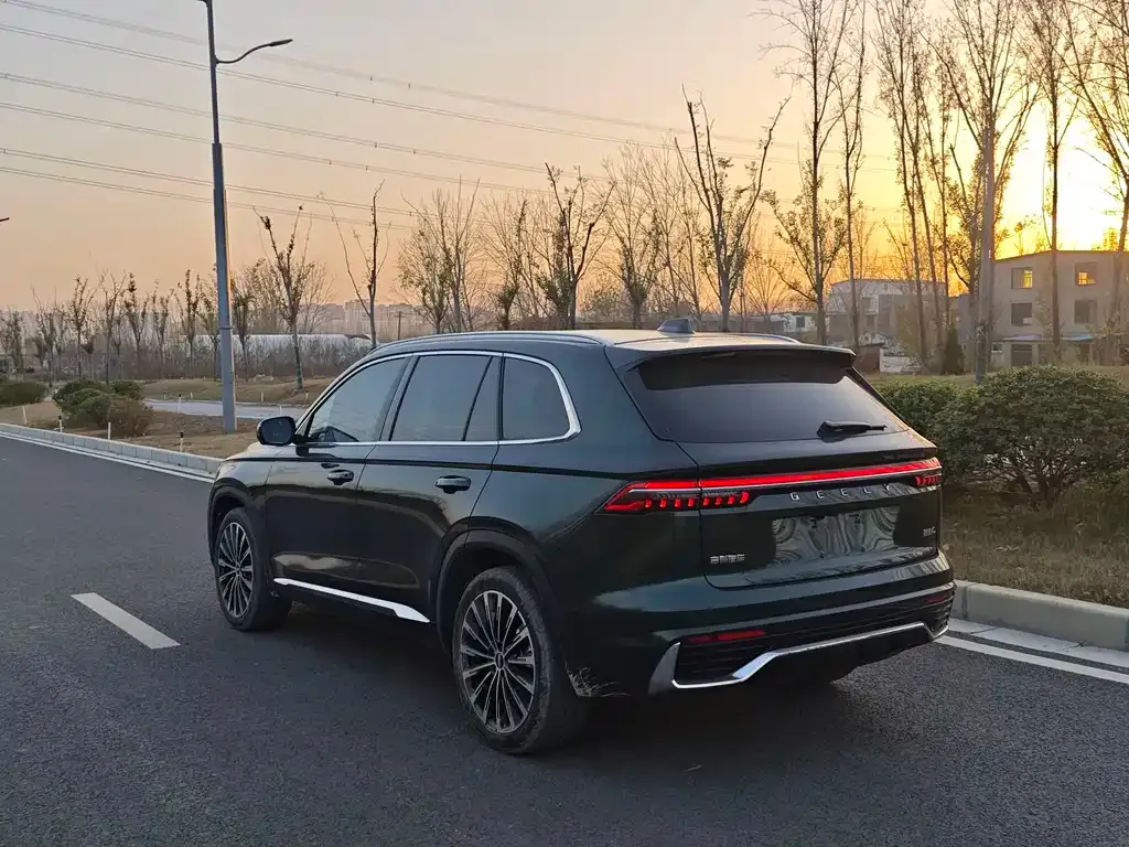 Geely Xingyue L — фото 8