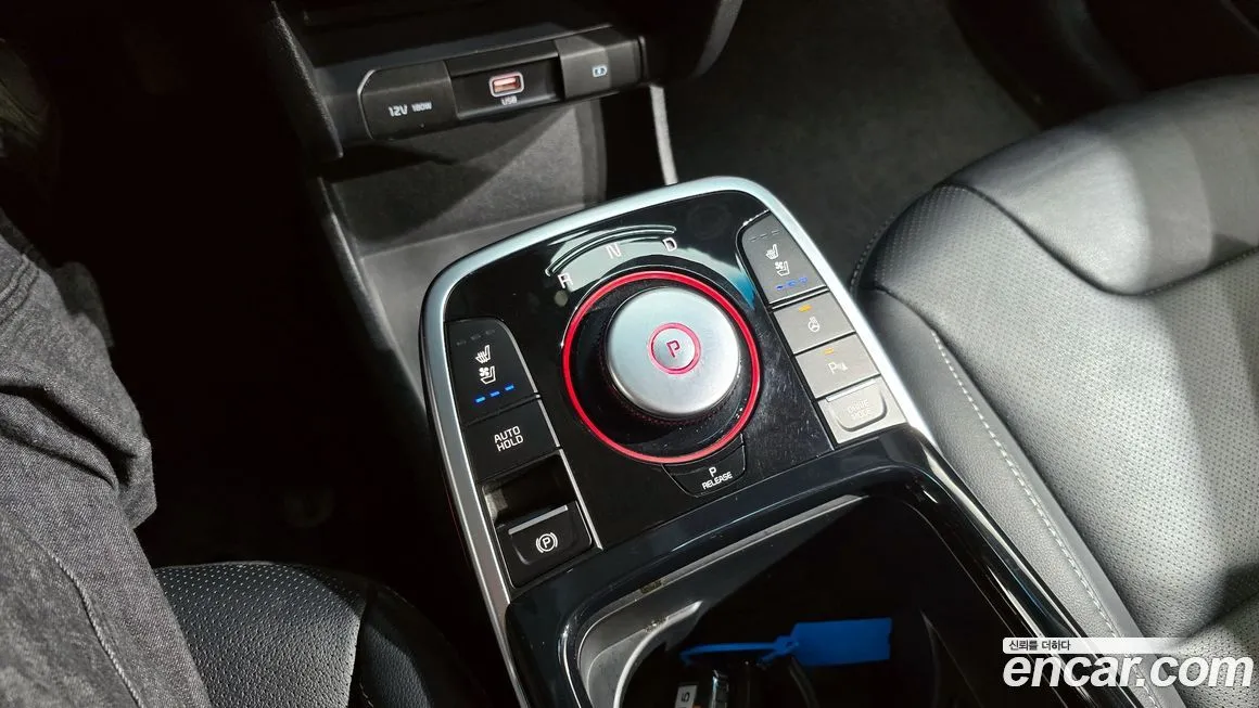 Kia Niro — фото 9