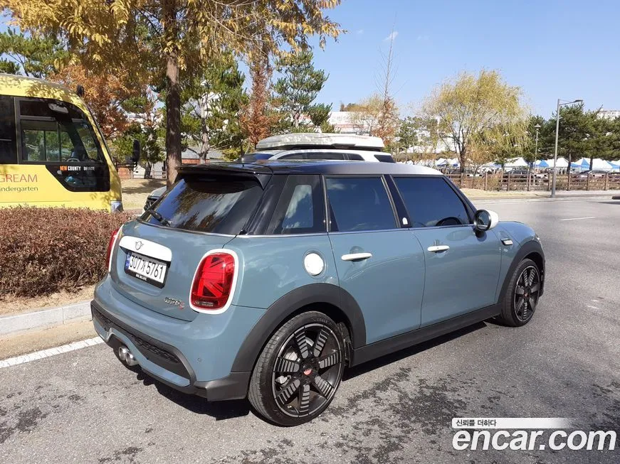 Mini Cooper 2023 из KR, фото 6