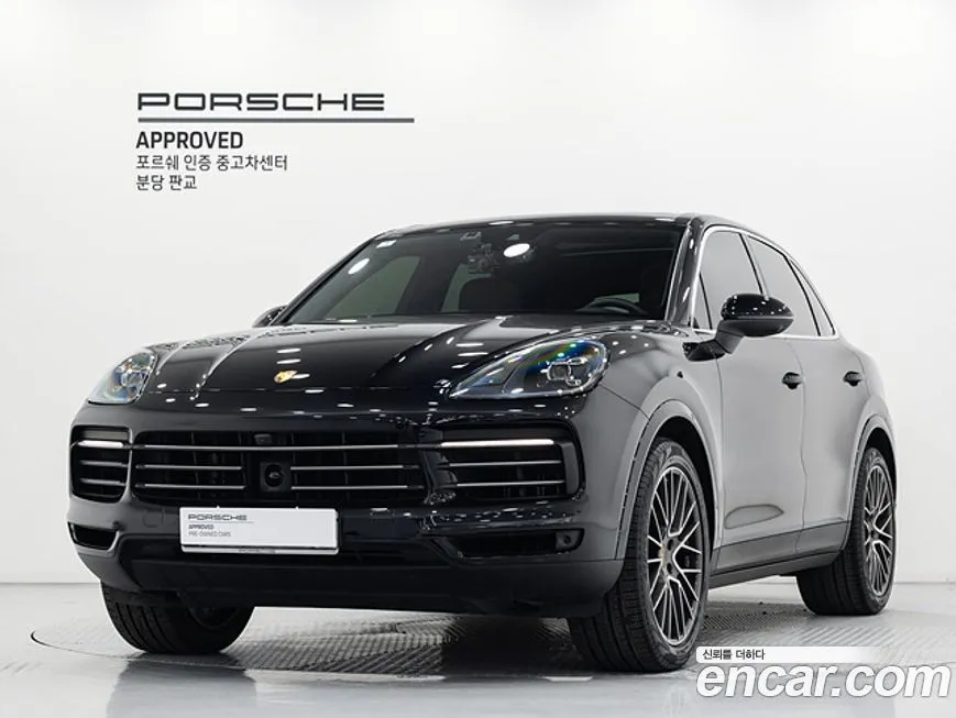 Porsche Cayenne — фото 1