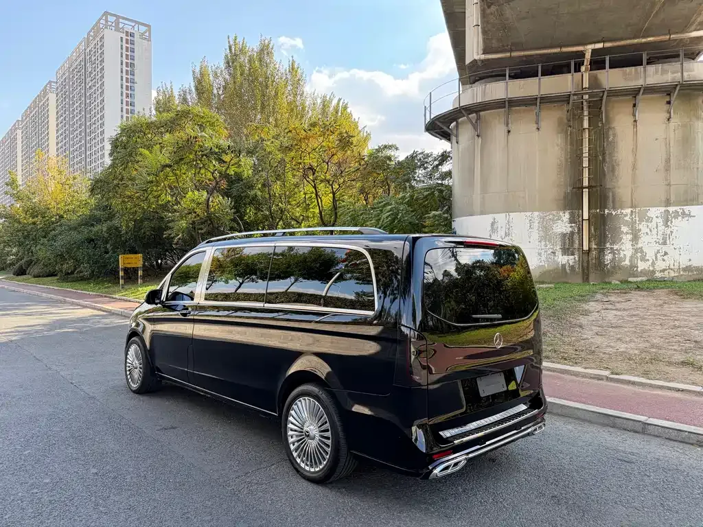 Mercedes-Benz Vito 2023 из CN, фото 4