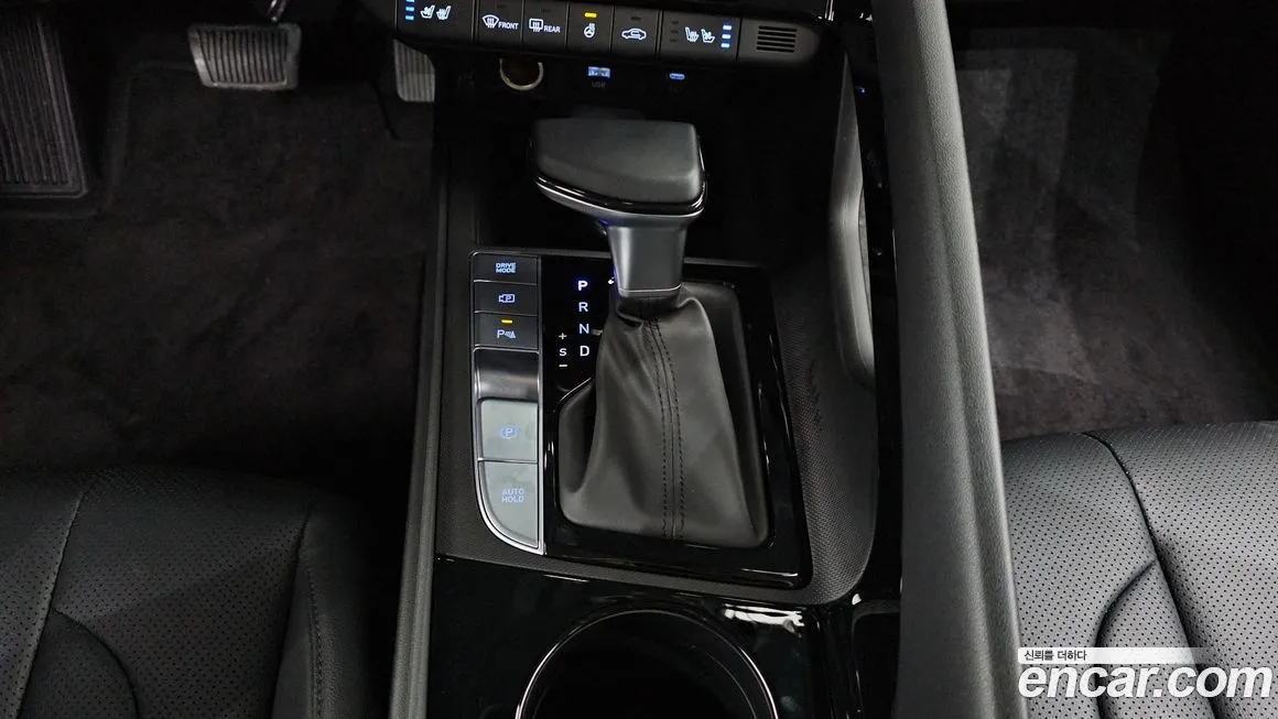 Hyundai AVANTE — фото 9