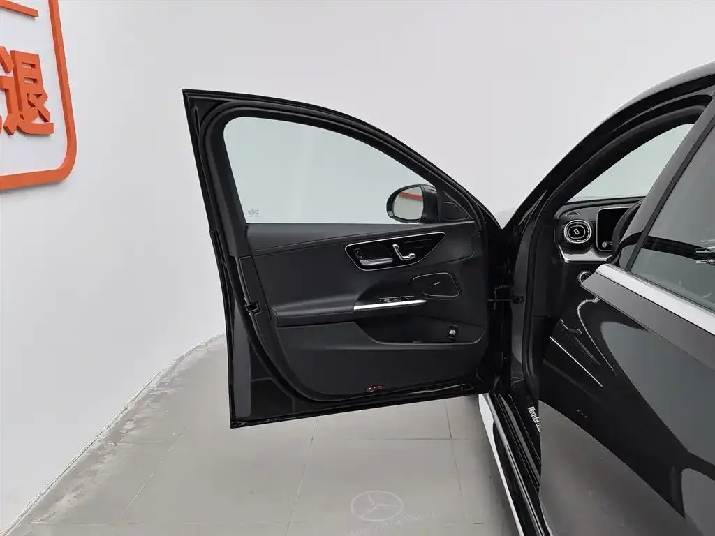 Mercedes-Benz C-Class 2024 из CN, фото 8