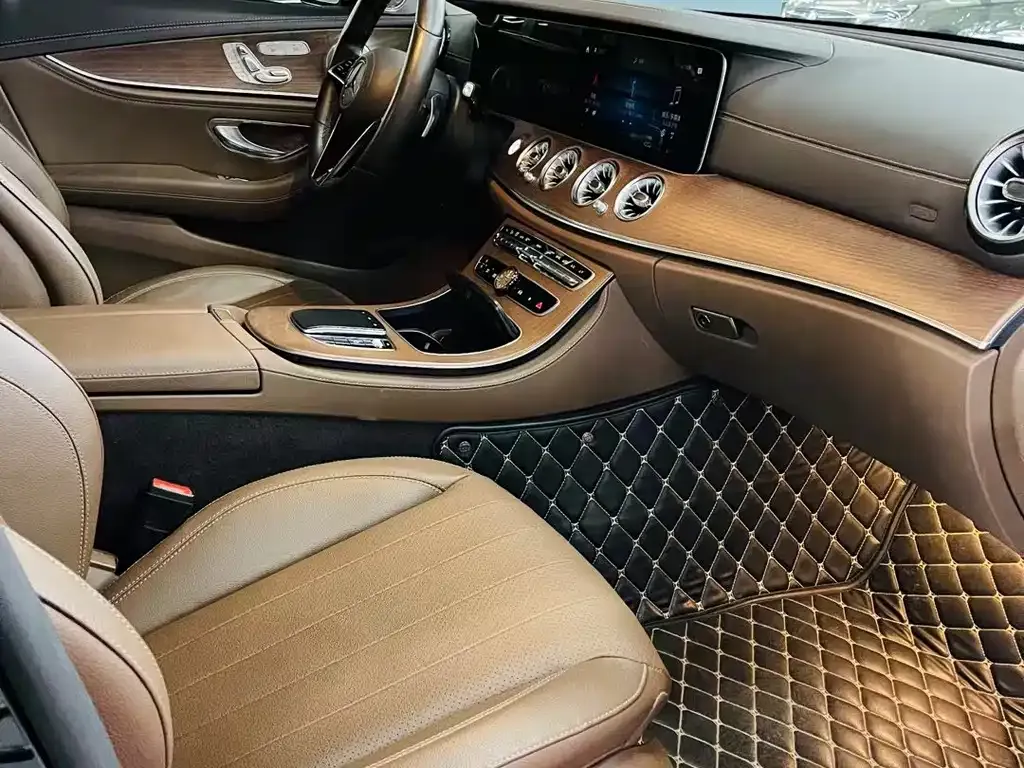 Mercedes-Benz E-Class 2022 из CN, фото 4