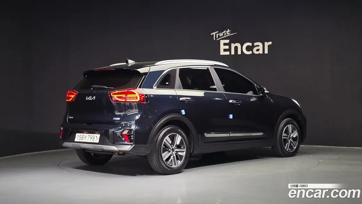 Kia Niro 2022 из KR, фото 2
