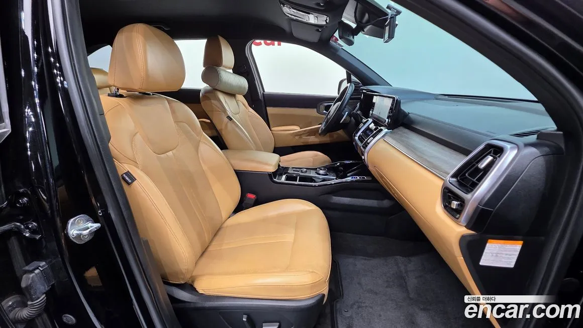 Kia Sorento — фото 10