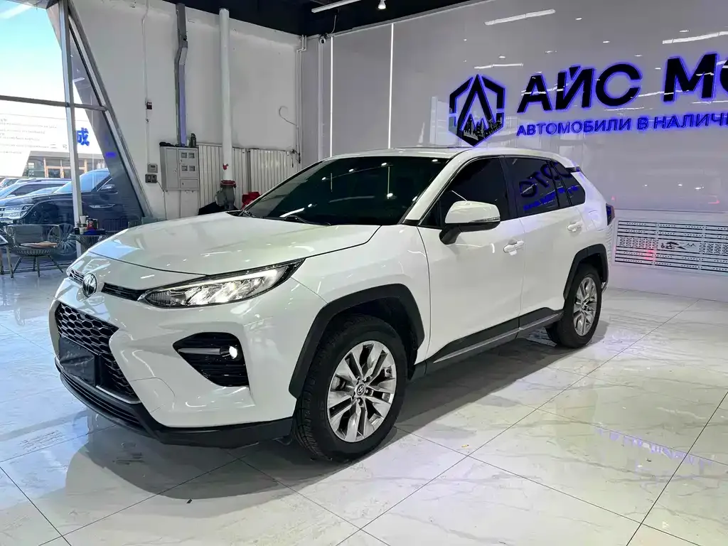 Toyota Wildlander — фото 1