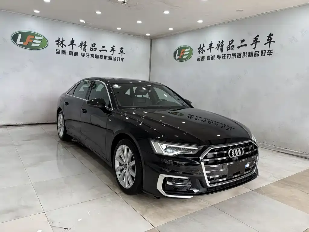 Audi A6L 2024 из CN, фото 4
