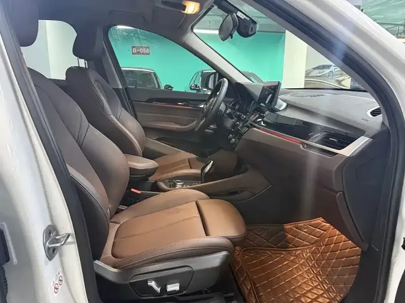 BMW X1 2023 из CN, фото 5