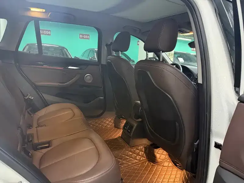BMW X1 2023 из CN, фото 9