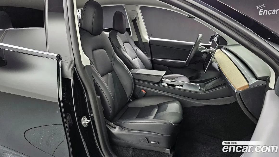 Tesla Model Y 2022 из KR, фото 10