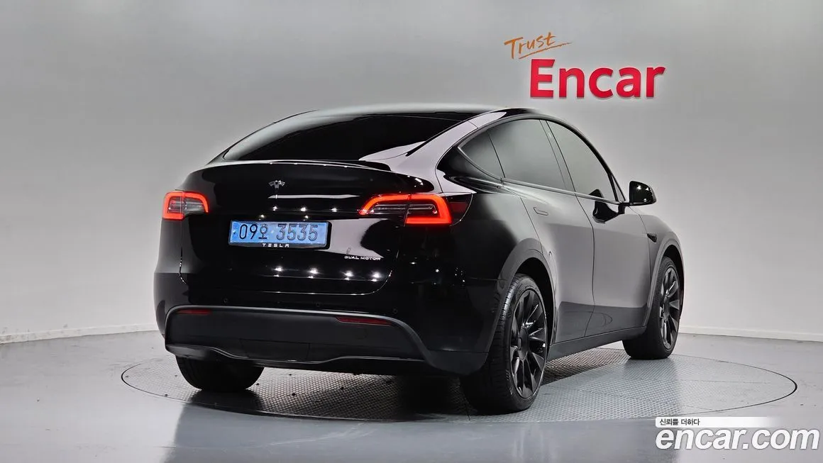 Tesla Model Y 2022 из KR, фото 2