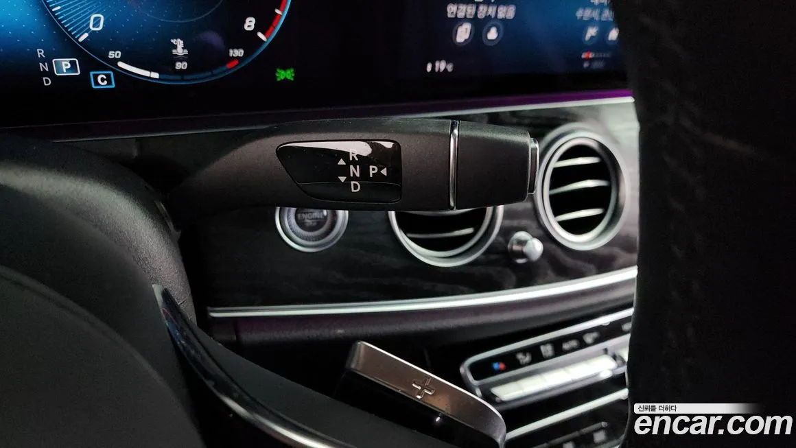 Mercedes-Benz E-Class 2022 из KR, фото 9