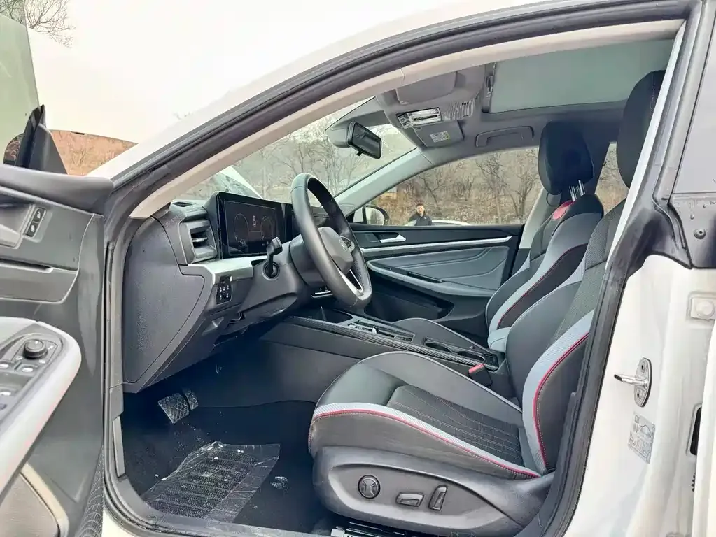 Volkswagen Lamando 2022 из CN, фото 7