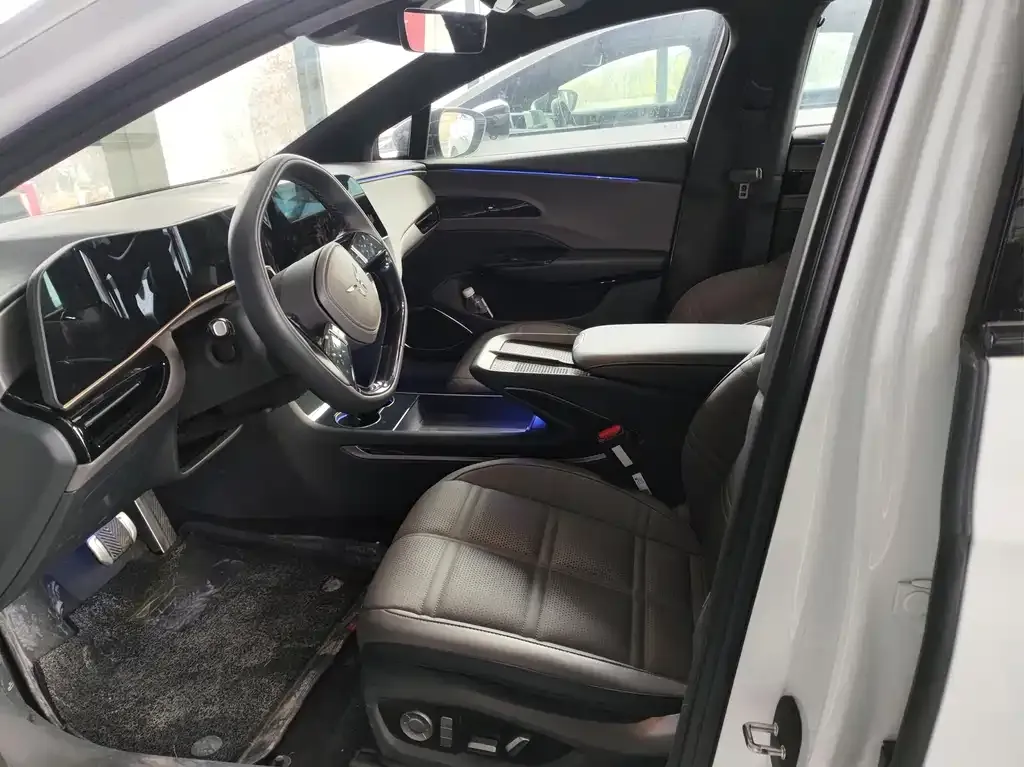 Hongqi EH7 2024 из CN, фото 6