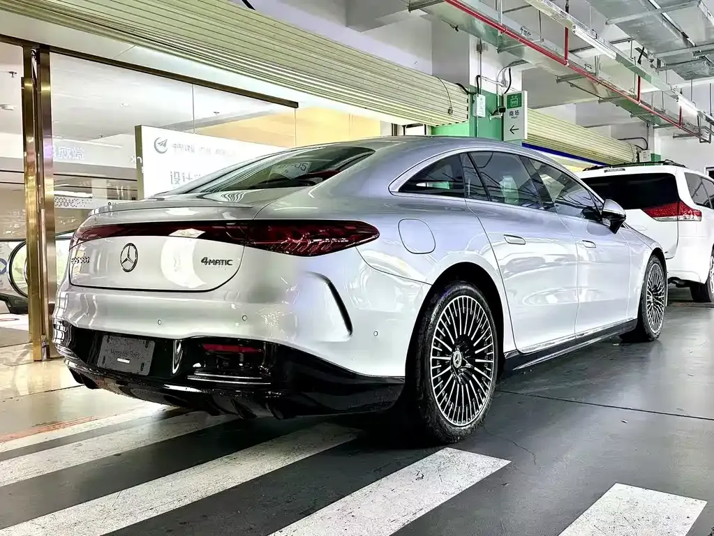 Mercedes-Benz EQS 2023 из CN, фото 5