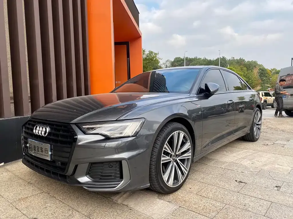 Audi A6L 2021 из CN, фото 1