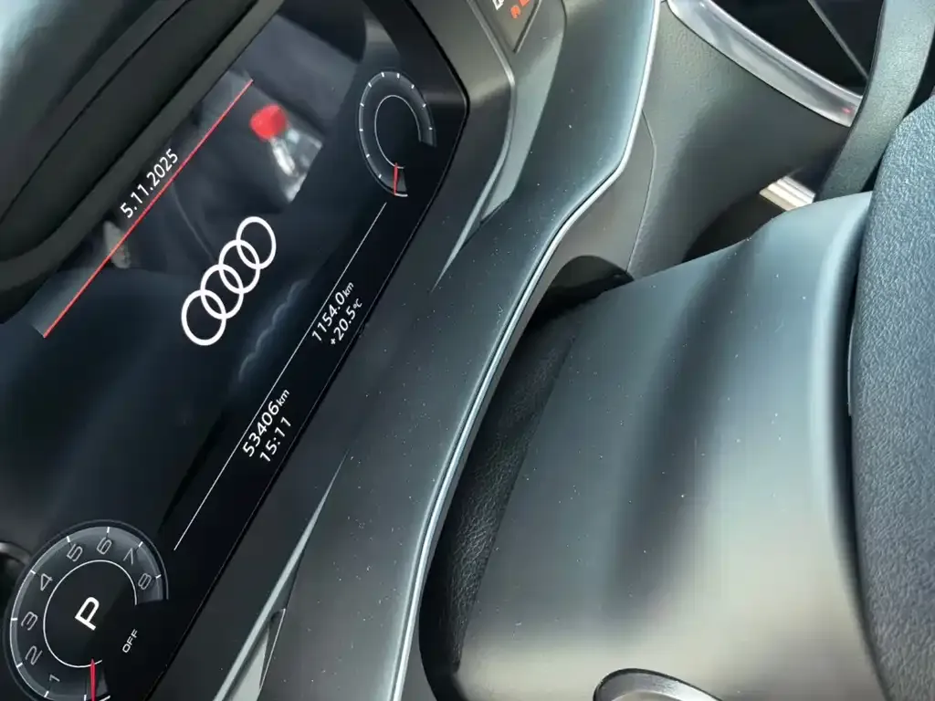 Audi A6L 2021 из CN, фото 3