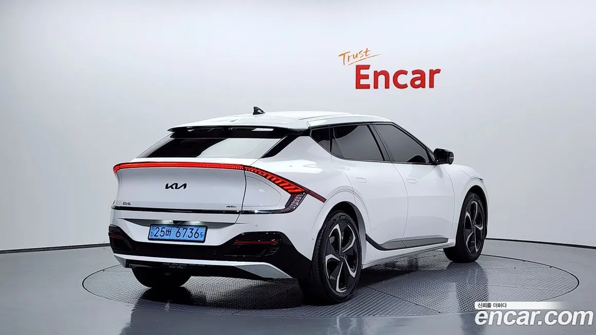 Kia EV6 2022 из KR, фото 2