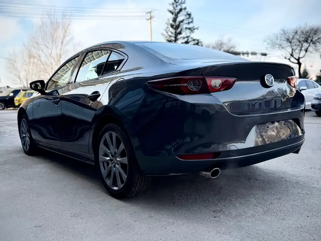 Mazda 3 Axela 2022 из CN, фото 4