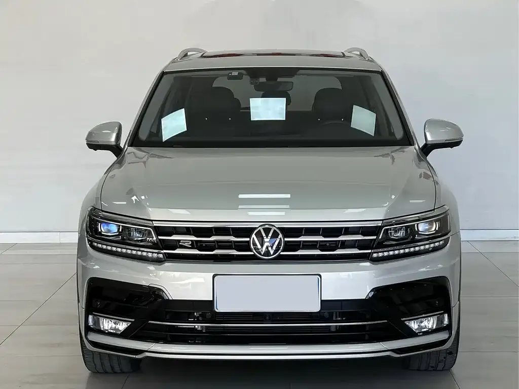 Volkswagen Tiguan L — фото 3