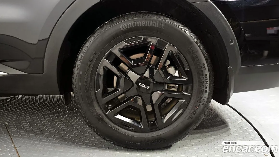 Kia Sorento — фото 5