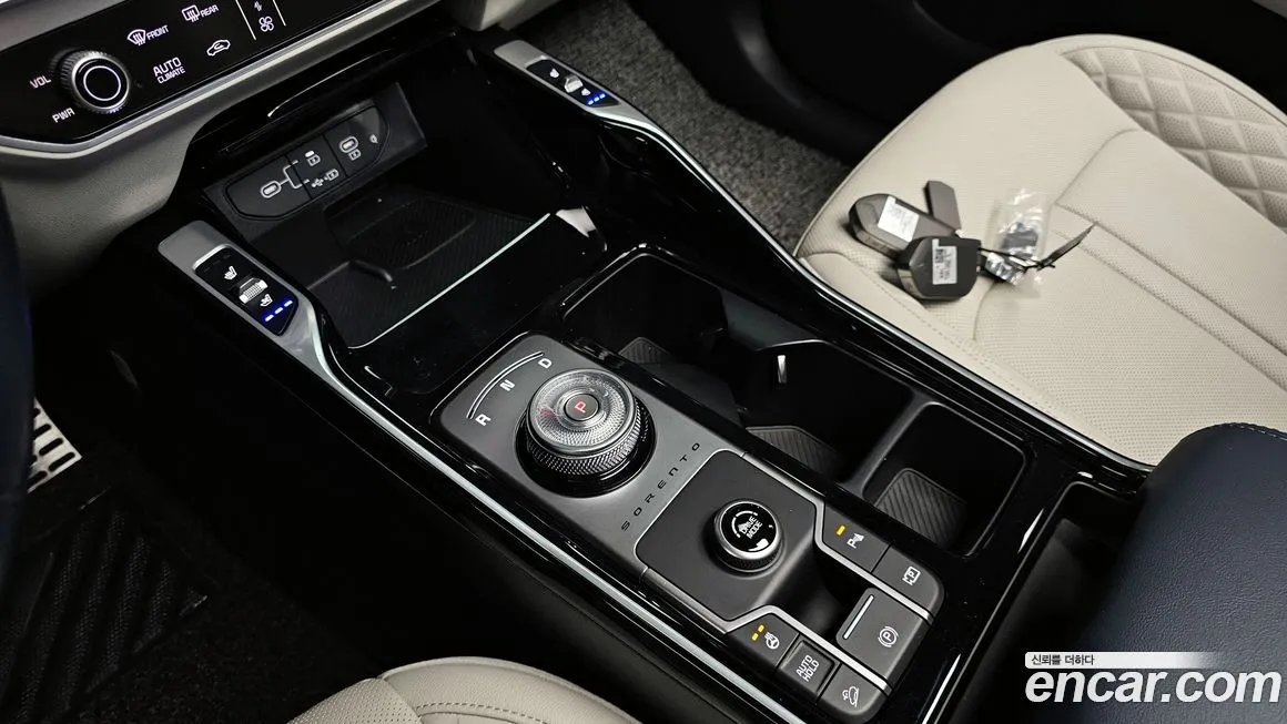 Kia Sorento — фото 9