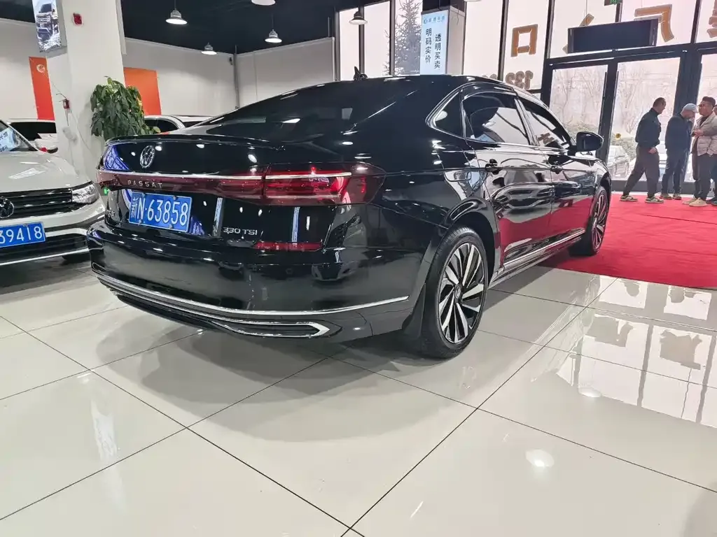 Volkswagen Passat — фото 9