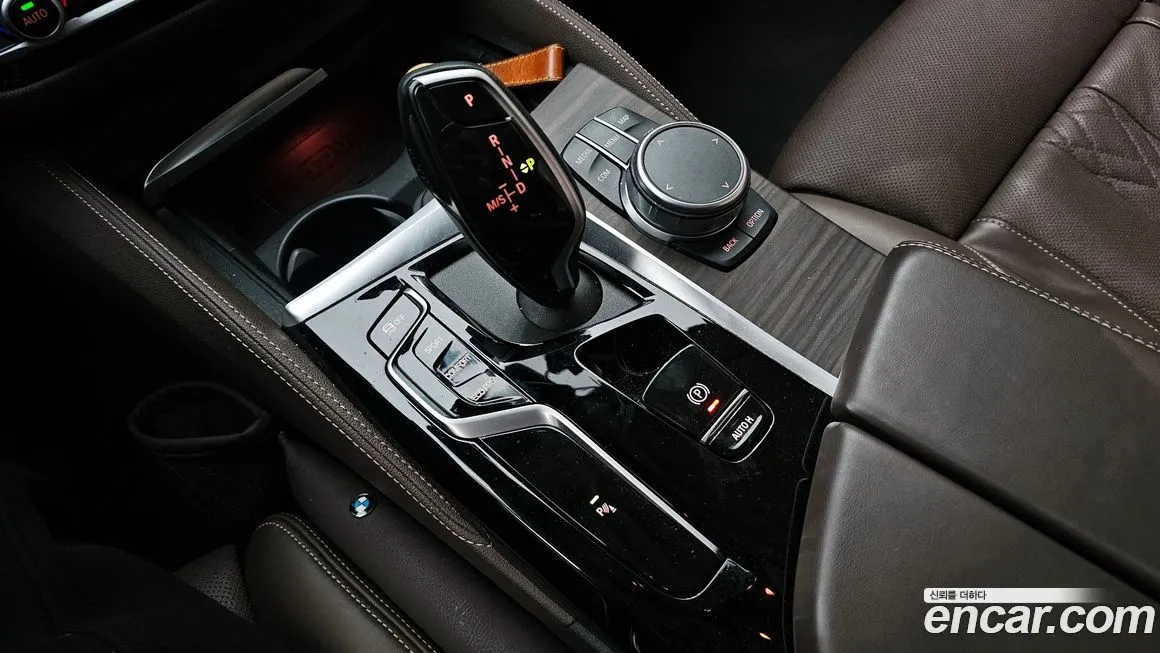 BMW 5-Series 2021 из KR, фото 9