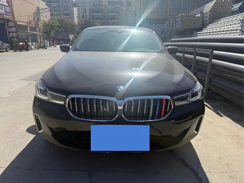 BMW 6 Series GT 2022 из CN, фото 2