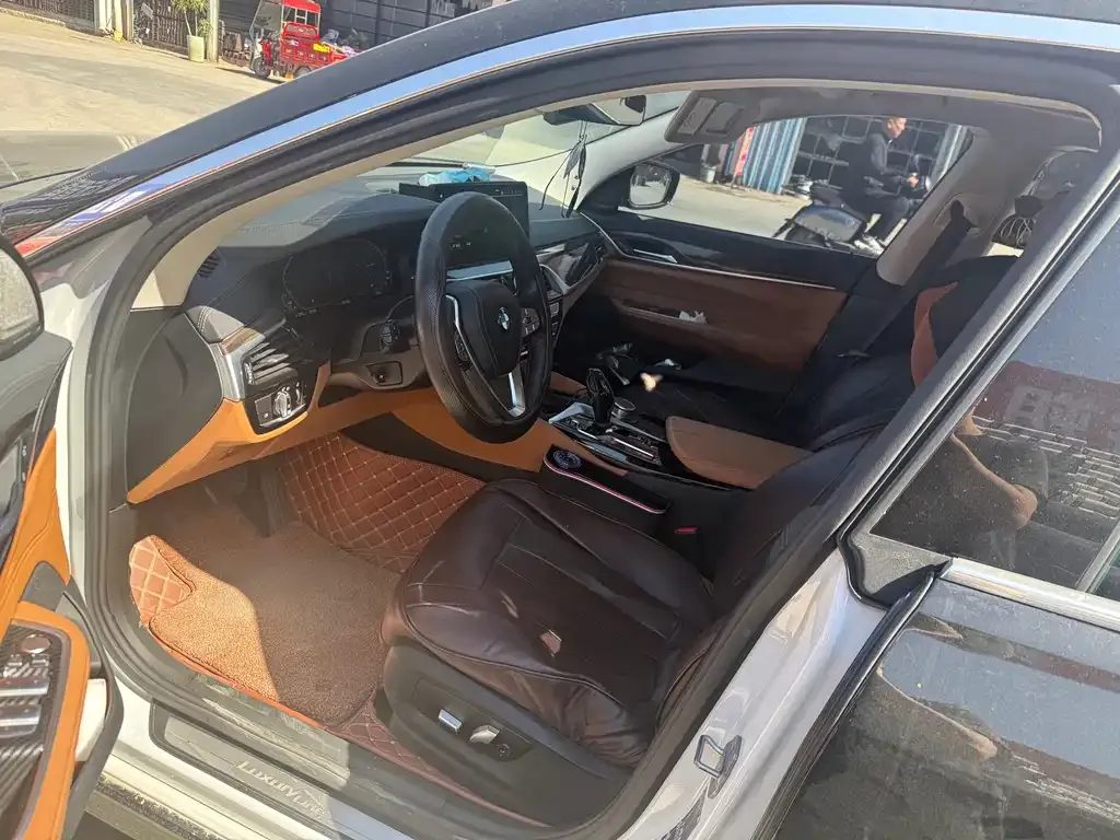 BMW 6 Series GT 2022 из CN, фото 5