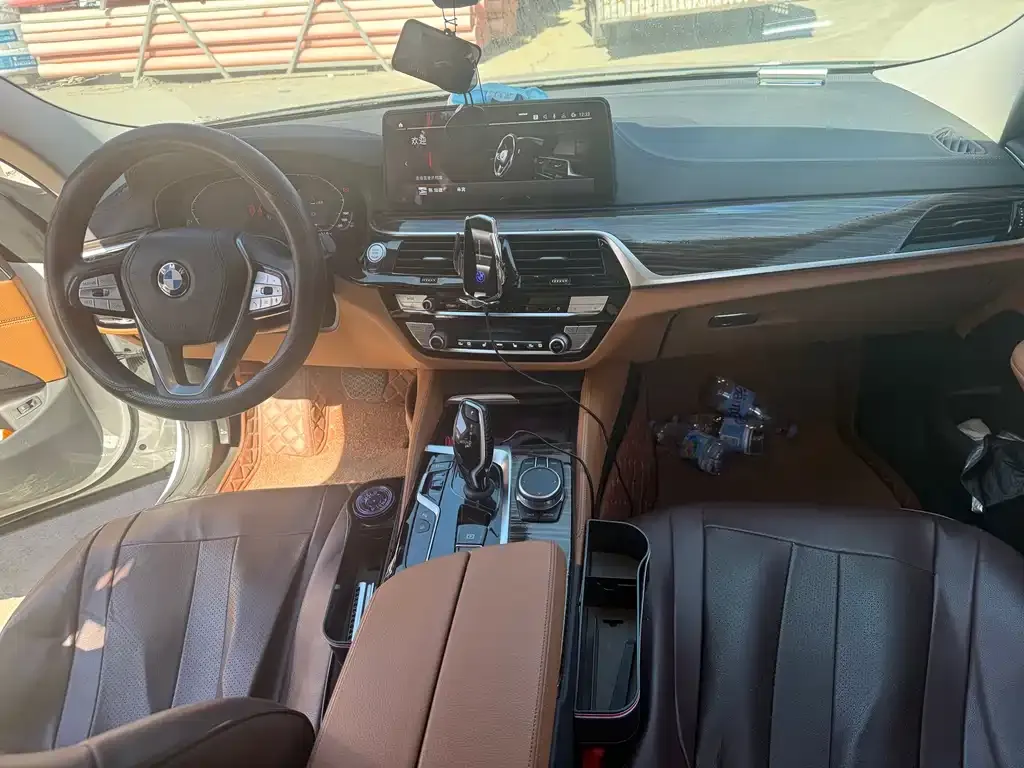 BMW 6 Series GT 2022 из CN, фото 6