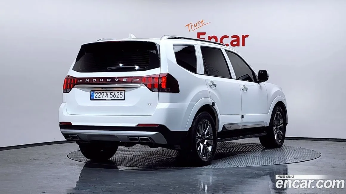 Kia Mohave 2023 из KR, фото 2