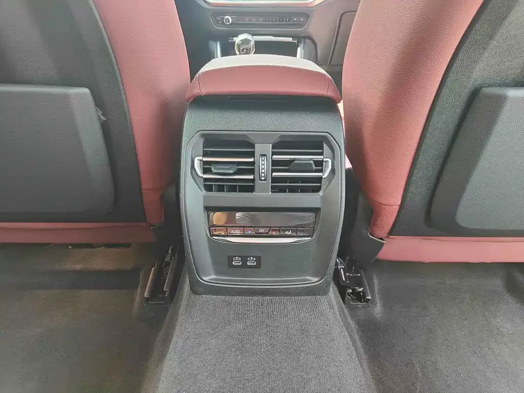 BMW 3 Series 2021 из CN, фото 6