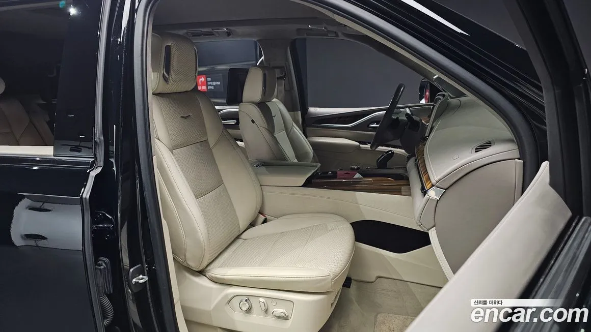 Cadillac Escalade 2021 из KR, фото 10