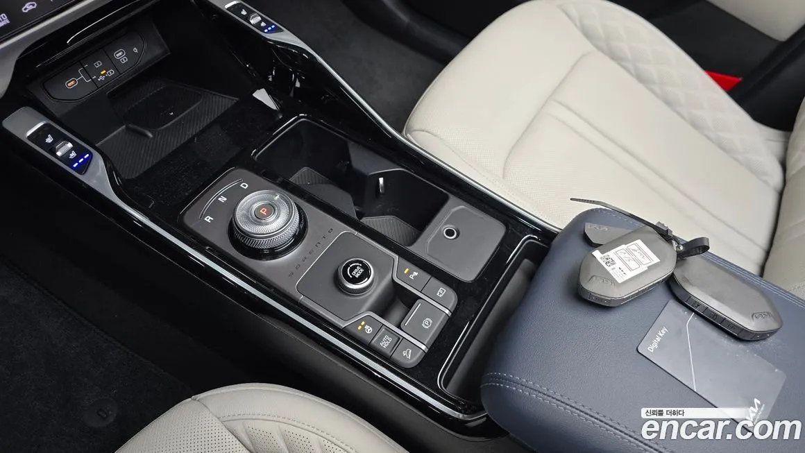 Kia Sorento — фото 9