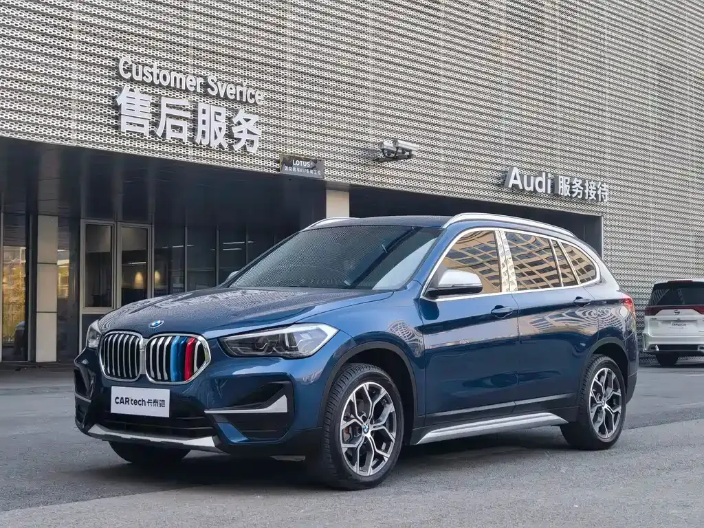 BMW X1 — фото 1