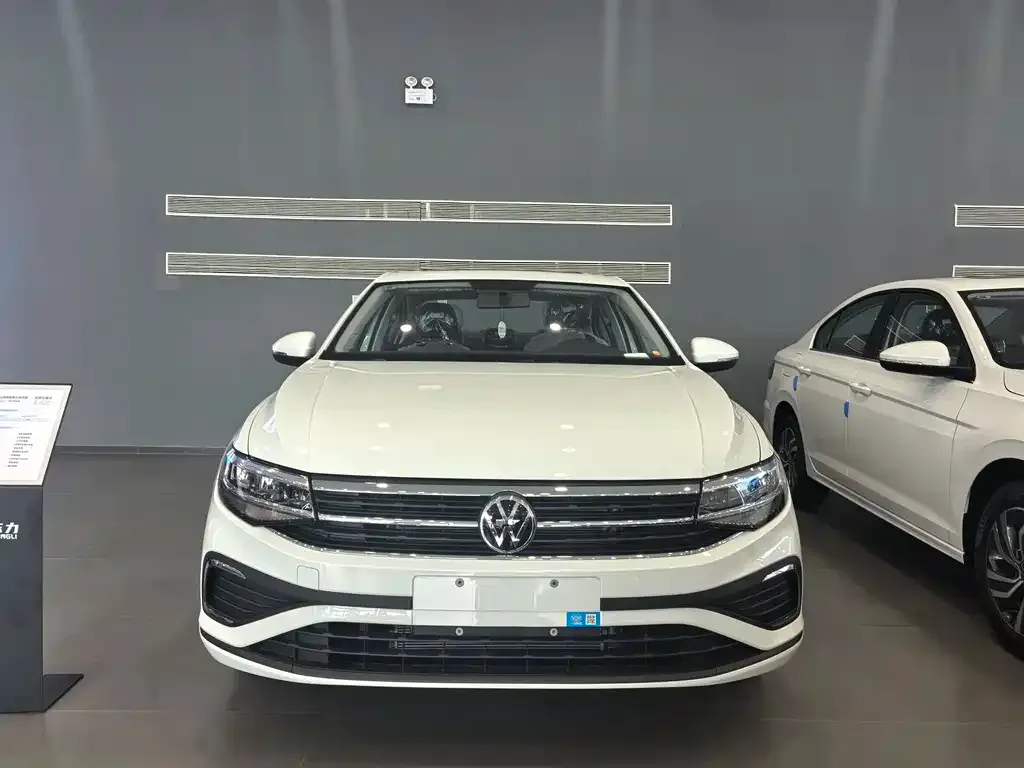 Volkswagen Bora 2025 из CN, фото 2