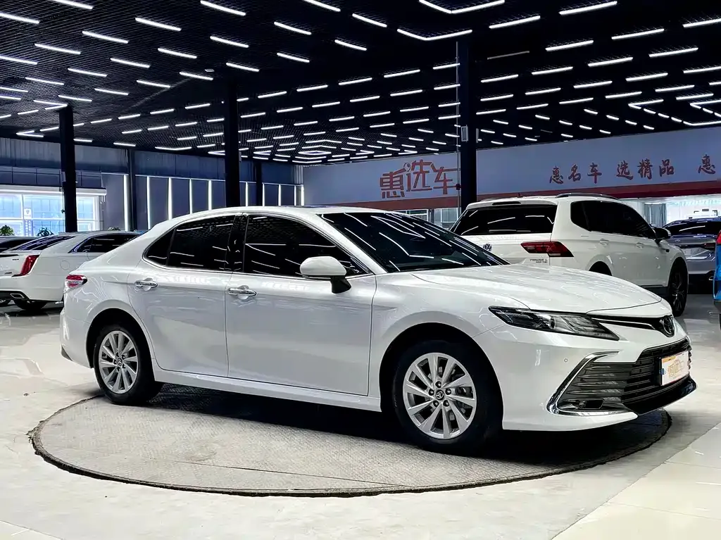 Toyota Camry 2023 из CN, фото 3