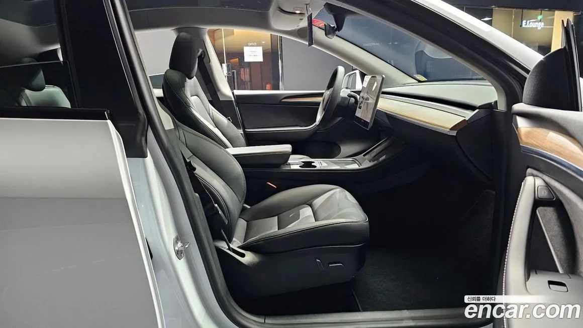 Tesla Model Y 2024 из KR, фото 10