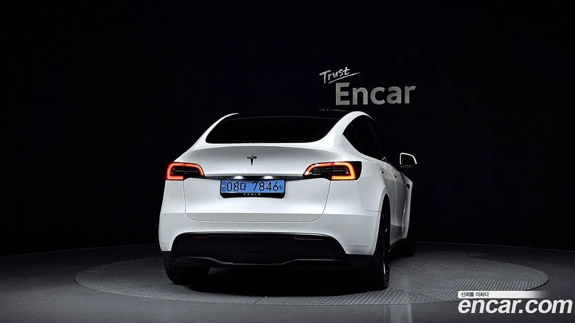 Tesla Model Y 2024 из KR, фото 4
