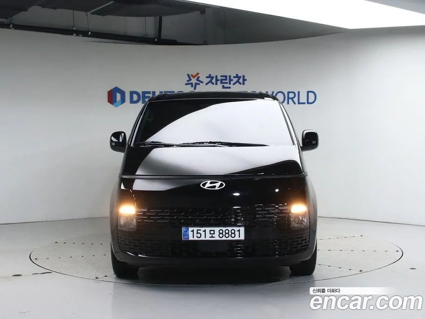 Hyundai Staria — фото 3