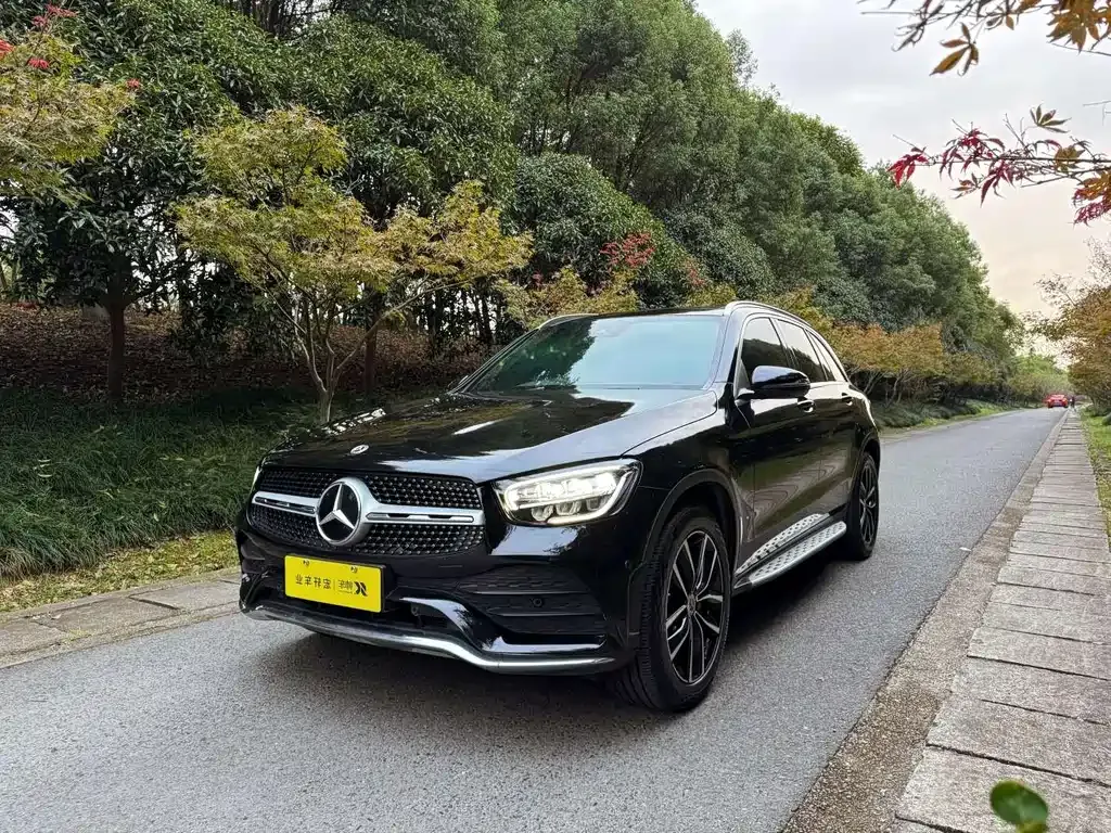 Mercedes-Benz GLC — фото 1