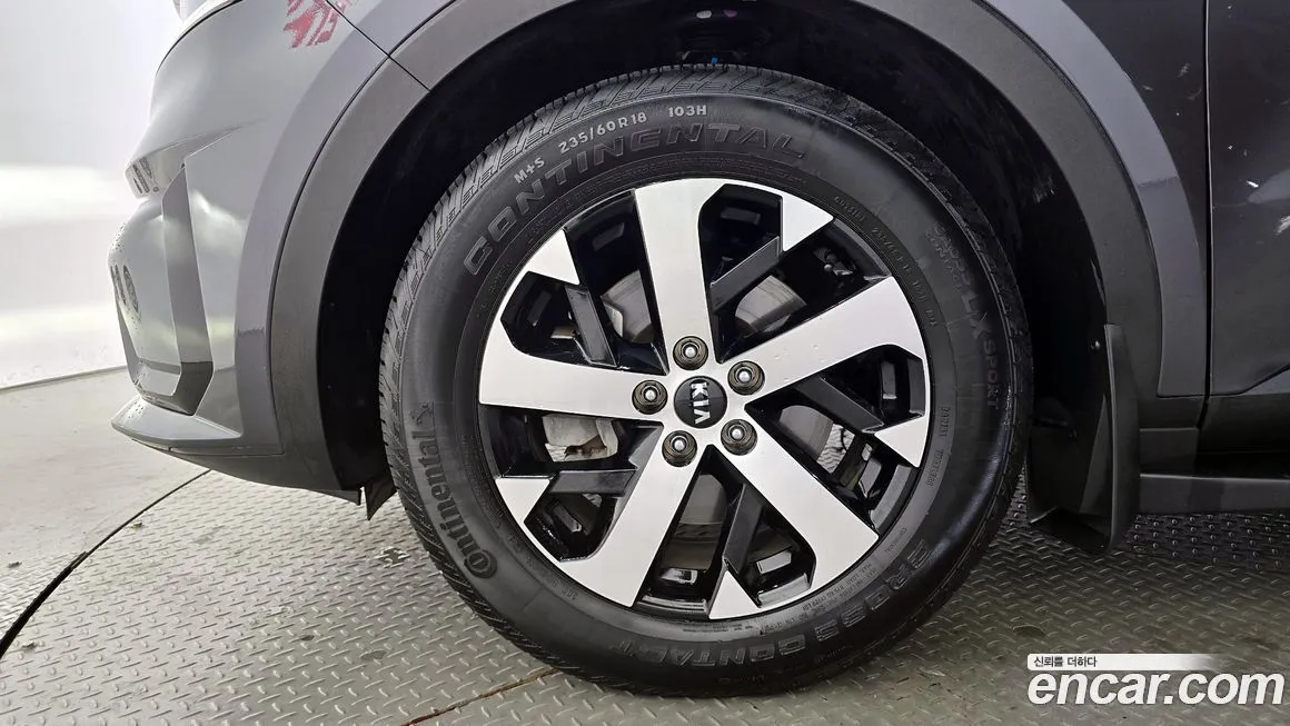 Kia Sorento — фото 5