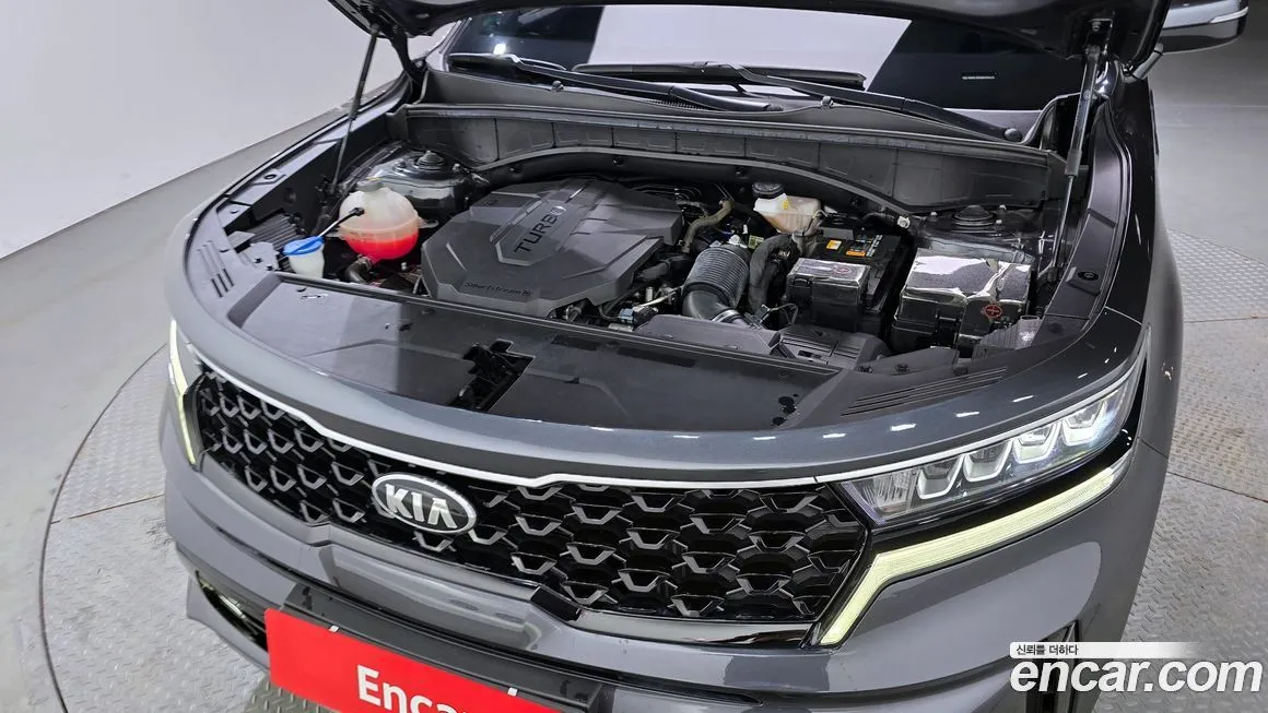 Kia Sorento — фото 6