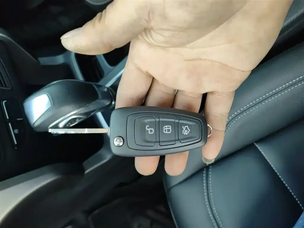 Ford Kuga 2021 из CN, фото 9